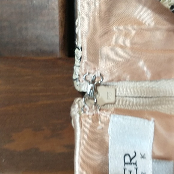 NWOT Kay Unger 2 Piece Beautiful Floral Top Blouse & Skirt Size 12 - Picture 10 of 12